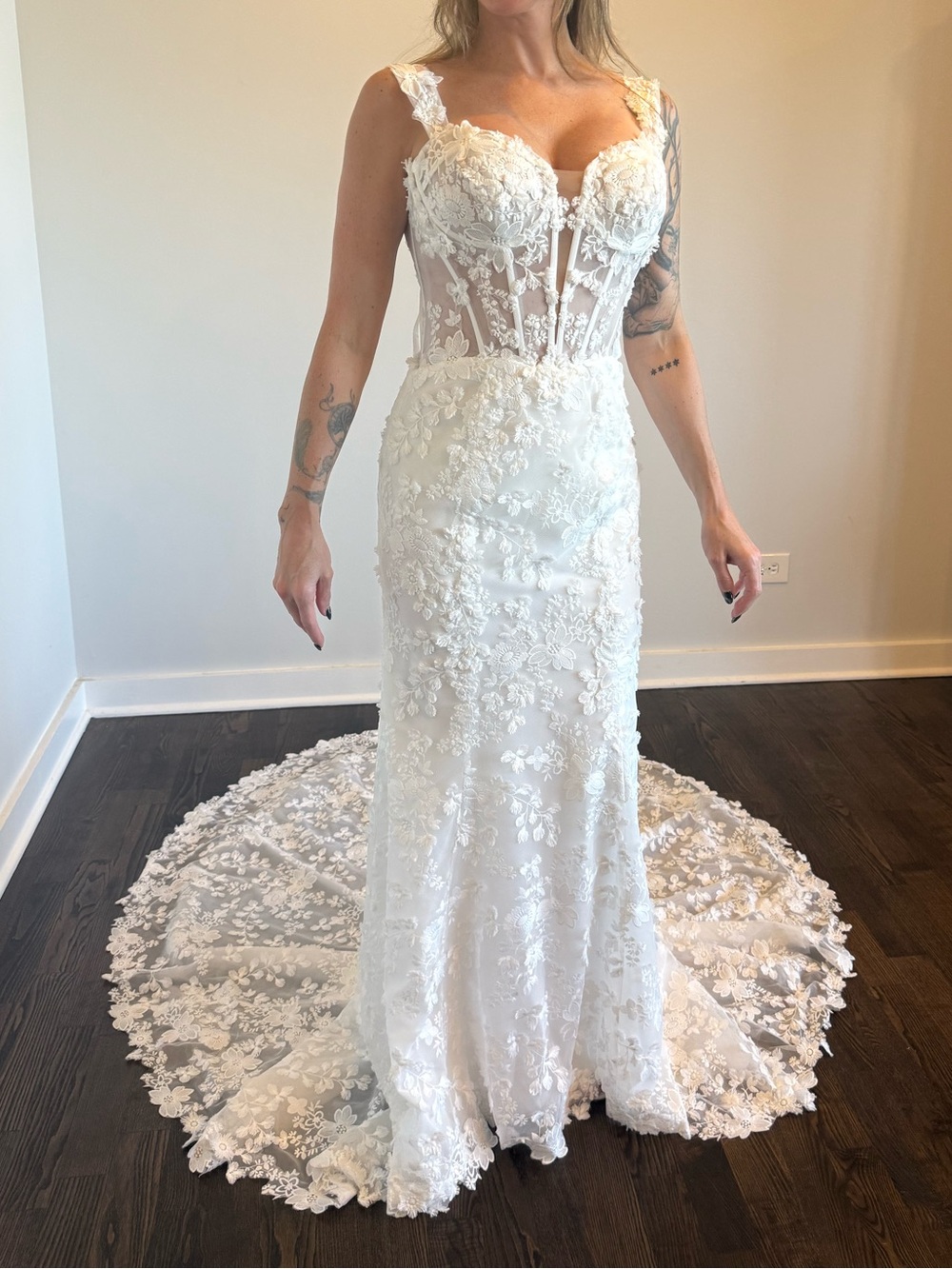 Wedding dress white floral lace mermaid style with train
